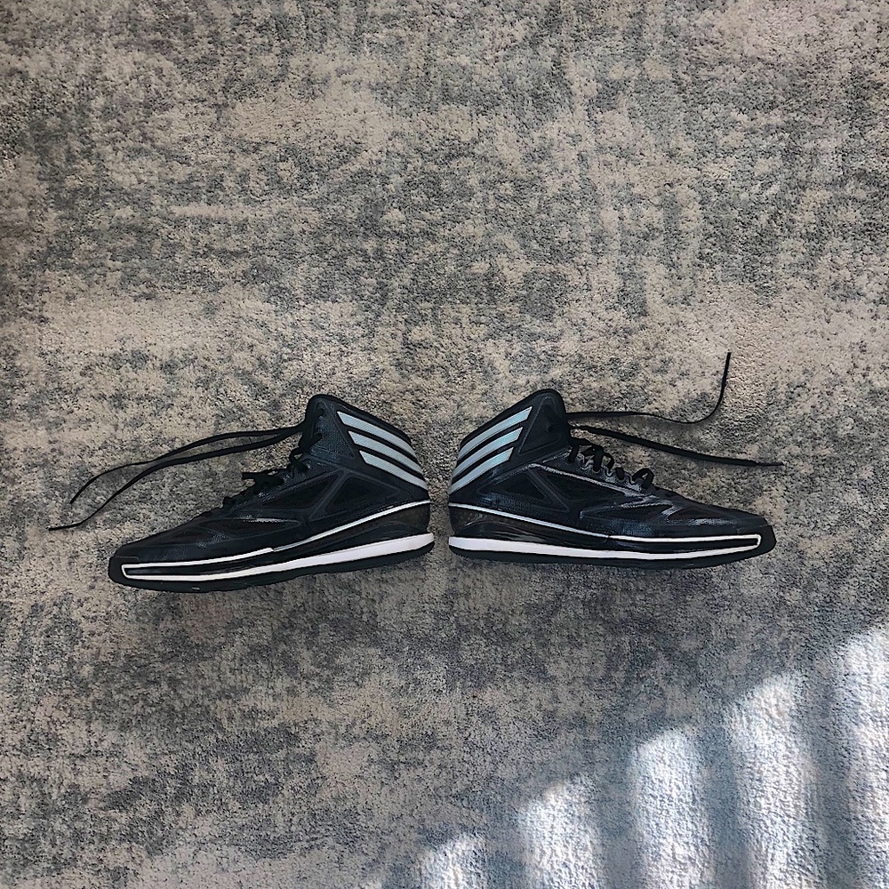 Men’s 9 Adidas Adizero Shoes